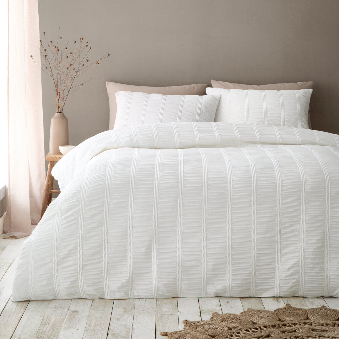 Pineapple Elephant Waffle Seersucker Bedding White Super King