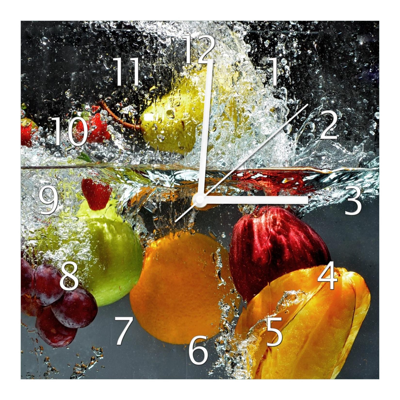 Wallario Uhr 30 x 30 cm, weiße Zeiger Früchte im und unter Wasser - Splashing Fruits