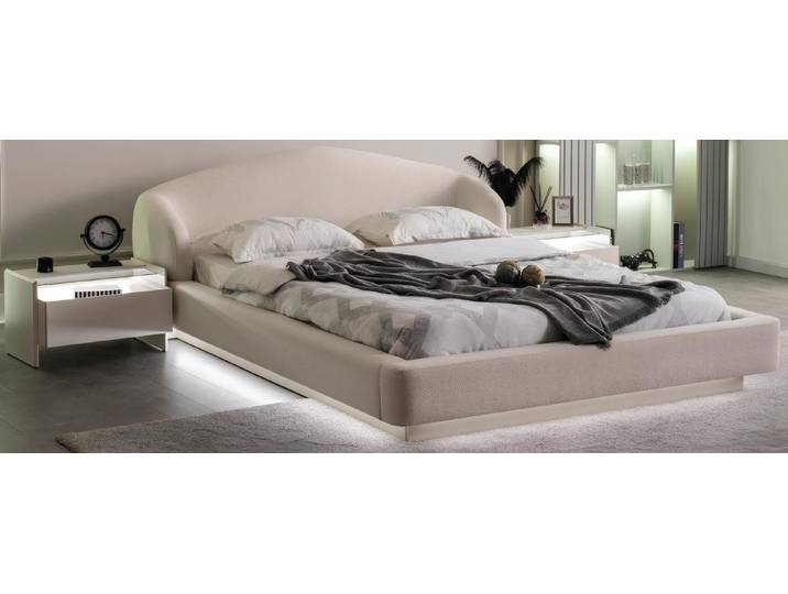 JVmoebel Polsterbett Beiges Polsterbett aus Holz für Komfort und Gemütlichkeit (3-tlg., MaßeBett, Maße2X Nachttische), Made in Europe