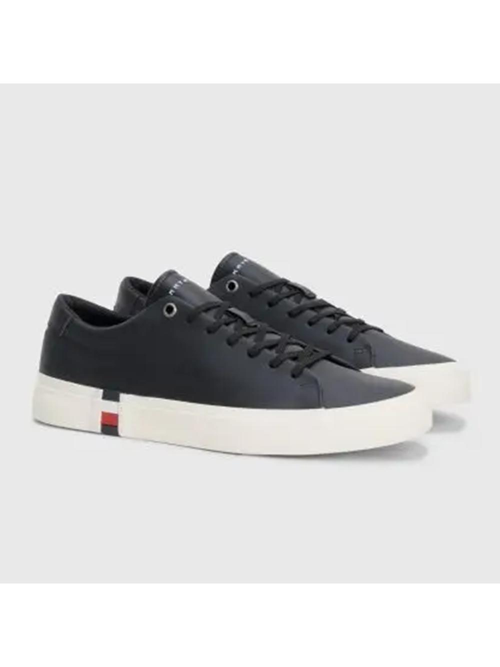 Tommy Jeans herensneakers met kenmerkend design.