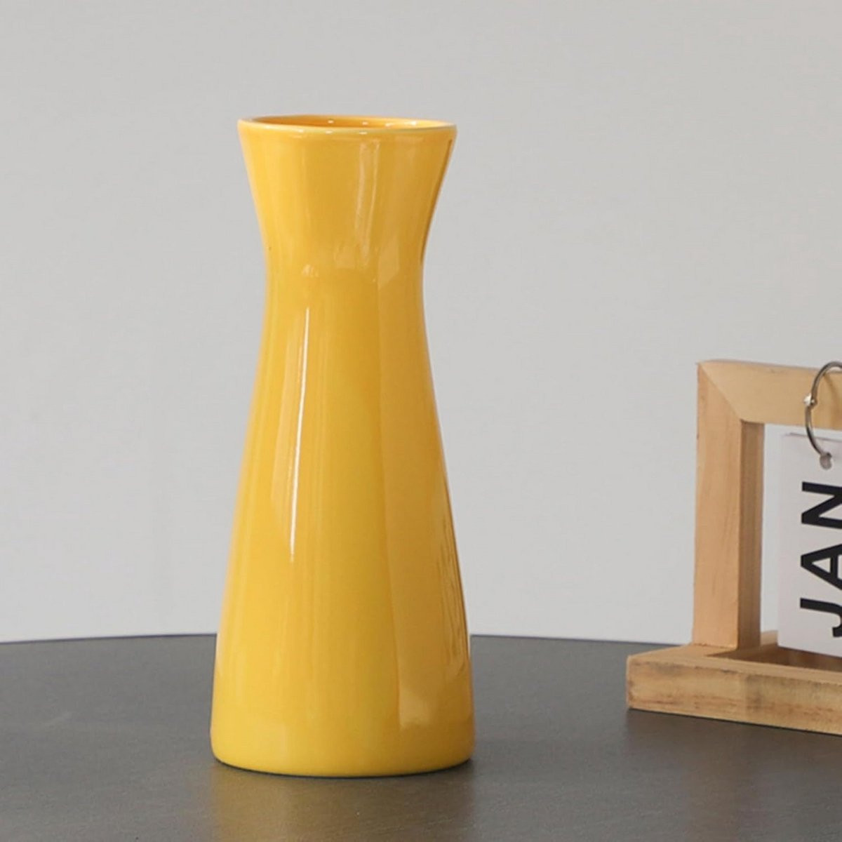 Gele Keramische Vaas voor Bloemen - Moderne Boho Woondecoratie voor Plank of Tafel