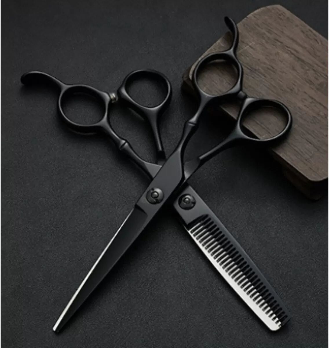 INF Professionelles Friseurscheren-Set kompatibel mit 9CR13 Edelstahl, CNC-gefräst, ergonomische schwarze Scheren mit