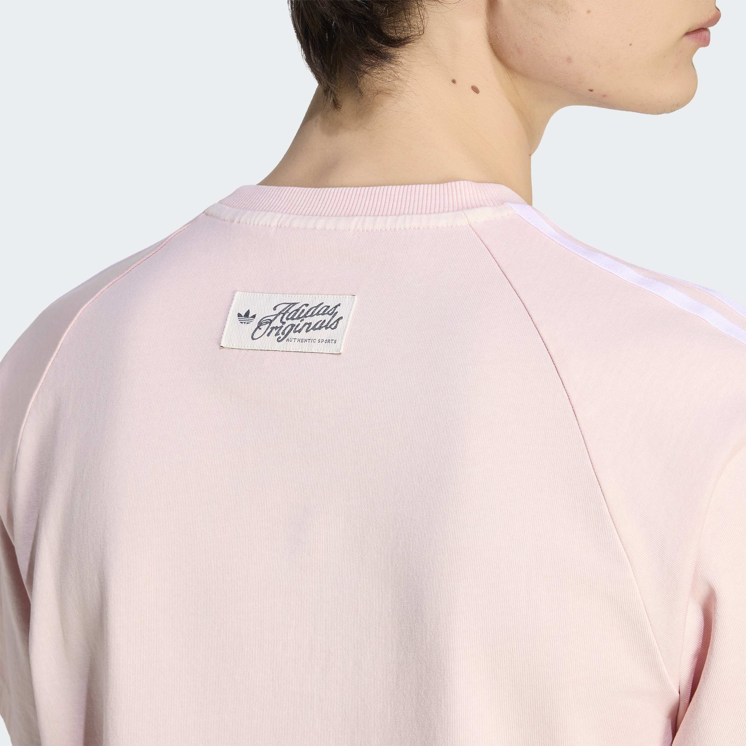 Originals "ADIDAS ORIGINALS RINGER, MIT VERWASCHENER GRAFIK"