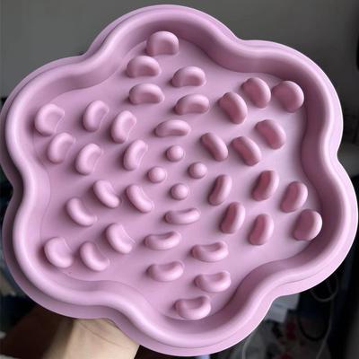 The Handy Homestead Non slip Silicone Pet Licking Pad: Slow Feeder For Cats And Dogs CW2219 Huan Le Yang Guang 4
