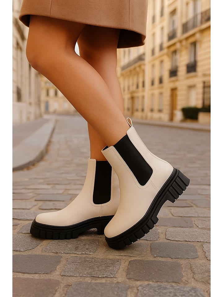 Bellucci Boots in Weiß/ Schwarz - 37