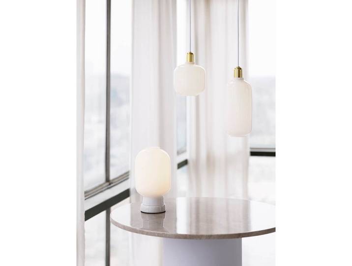 Amp Pendelleuchte Small Weiß/Messing - Normann Copenhagen - Wohnzimmer - Glas