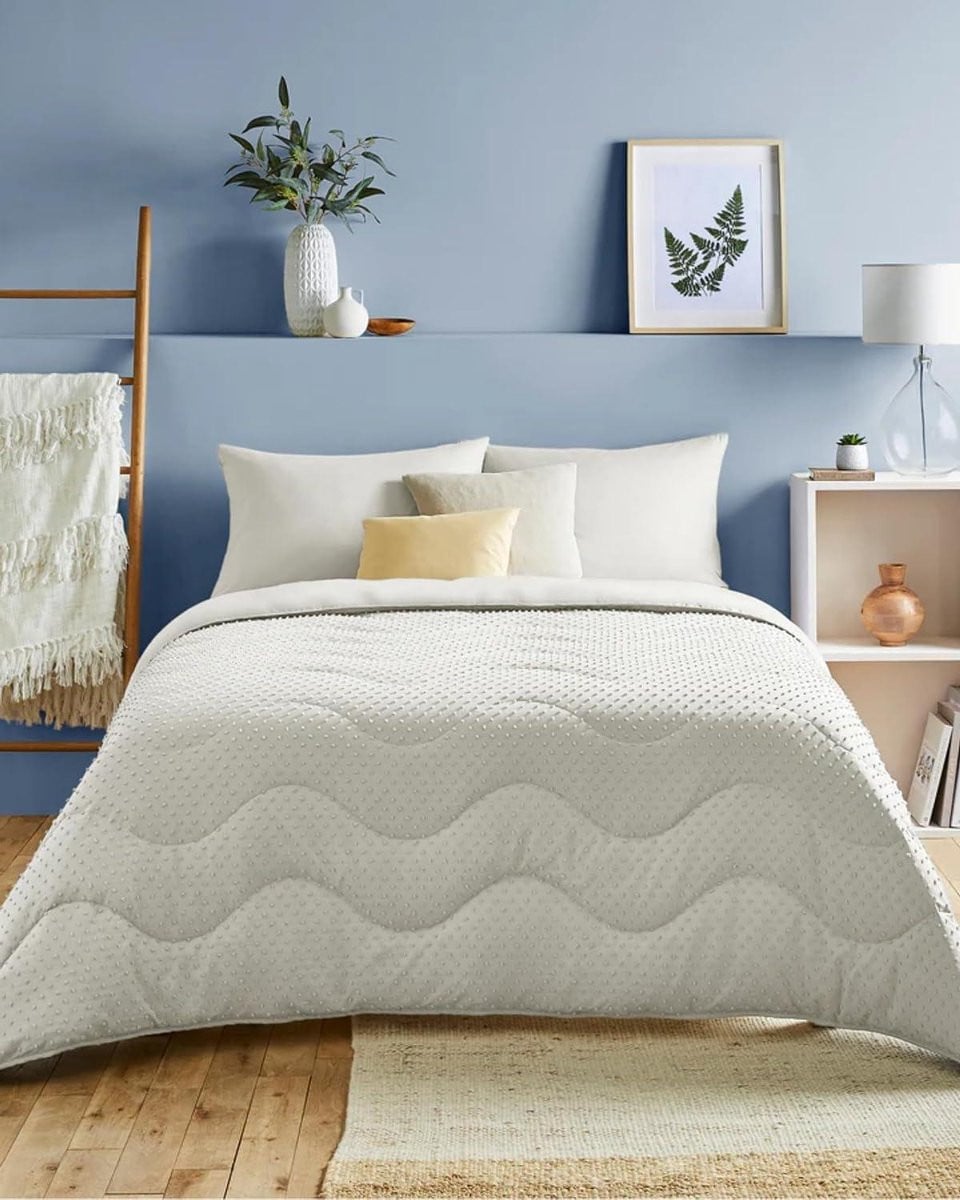 Luxe Tweepersoons Dekbed Set in Warm Zand met Geïntegreerde Hoes van Microvezel