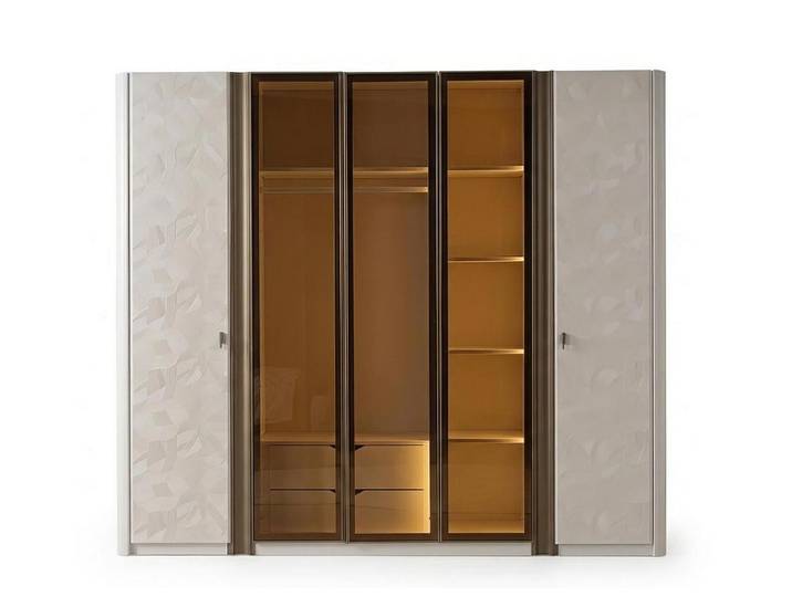 JVmoebel Kleiderschrank Kleiderschrank Modern Beige Luxus Design Schrank Schlafzimmer 5 Türen Made in Europa