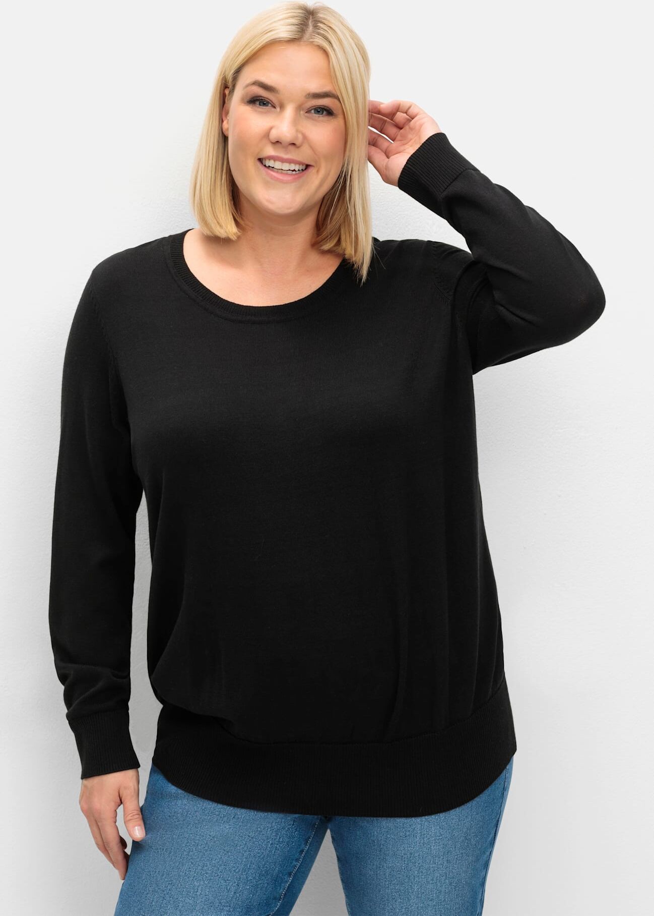 Rundhalspullover SHEEGO "Rundhalspullover", Damen, Gr. 56/58, schwarz, 60% Viskose, 40% Polyester, unifarben, Pullover Rundhalspullover schwarz 56/58