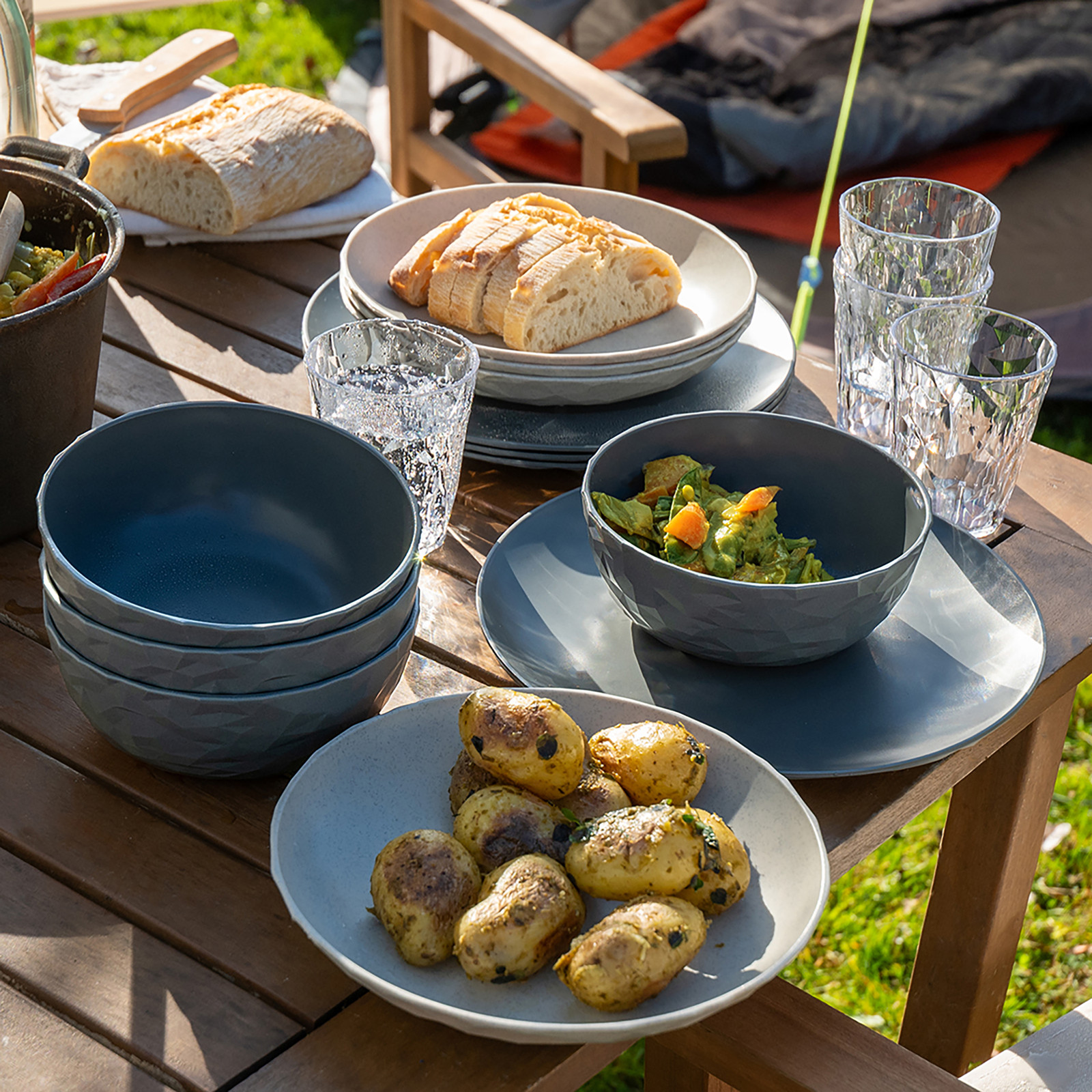 Koziol Serviesset Dinner Service beige/grijs B/D/H: 26 x 30 x 26 cm
