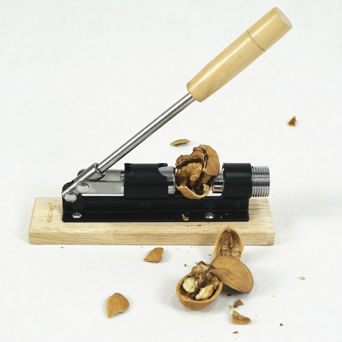 Kinghoff 1660 notenkraker - zwart - hout en staal