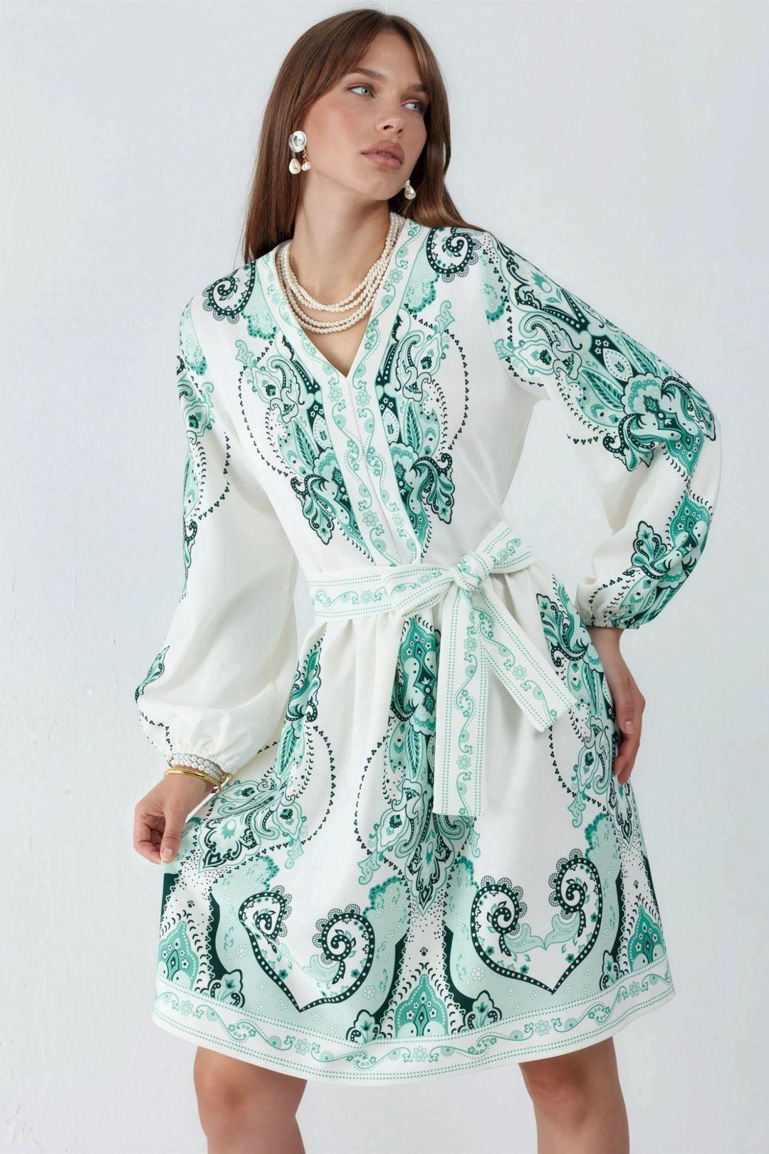 Gemustertes A-Linien-Minikleid