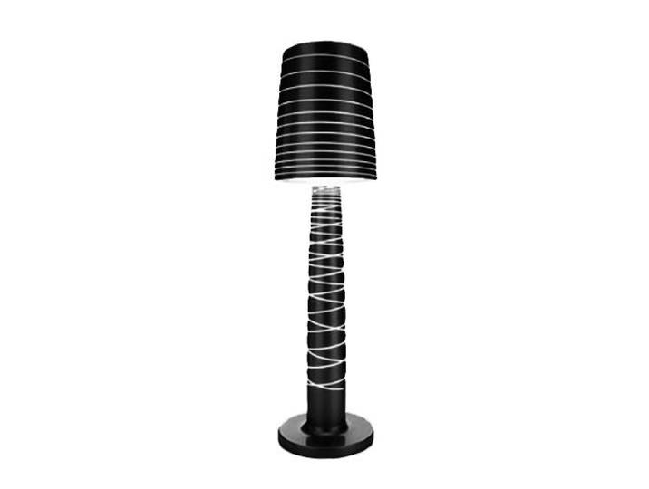 SERRALUNGA lampadaire MISSJANE (Noir laqué - LLDPE)