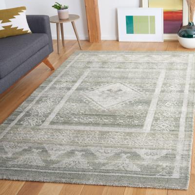 SAFAVIEH Handmade Marquee Gefion Boho Diamond Wool Rug