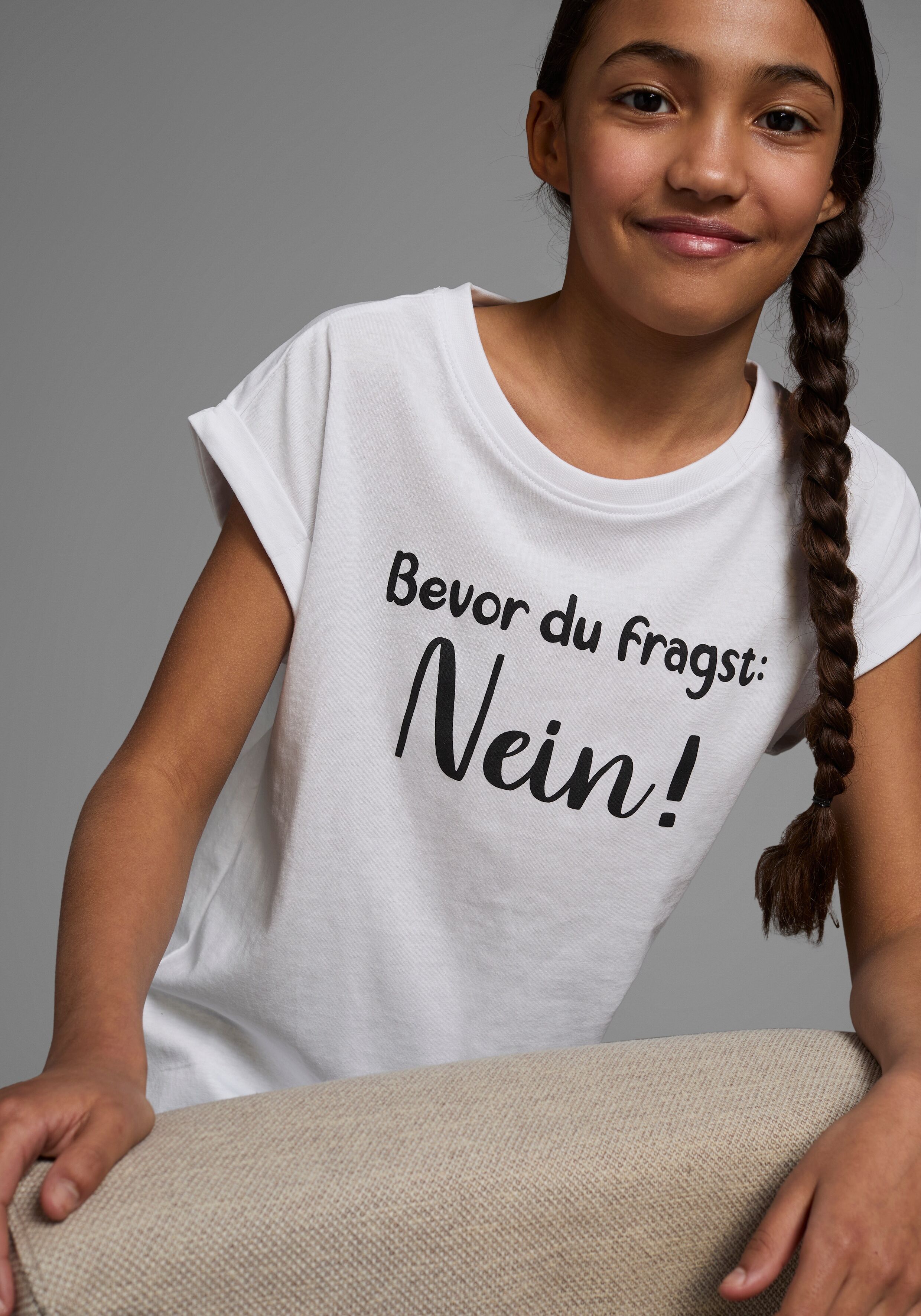 T-Shirt KIDSWORLD "Bevor Du fragst: NEIN", Mädchen, Gr. 176/182, weiss (weiß), Single Jersey, Obermaterial: 100% Baumwolle, bedruckt, weit hüftbedeckend, Rundhals, Aufschlag, Shirts T-Shirt, Kurzarm, mit Print, Rundhalsausschnitt weiß 176/182