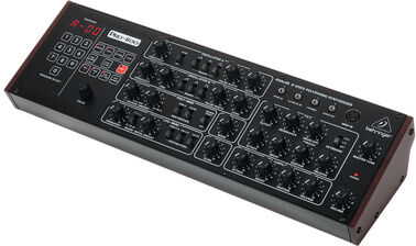 Behringer Pro-800