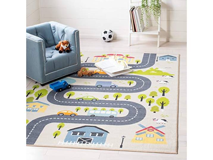 SAFAVIEH Kinderteppich Rug Wohnzimmer, Esszimmer, Schlafzimmer - Maschinenwaschbar und rutschfest - Kids Playhouse Collection, Kurzer Flor, in Beige und Grün, 201 X 274 cm