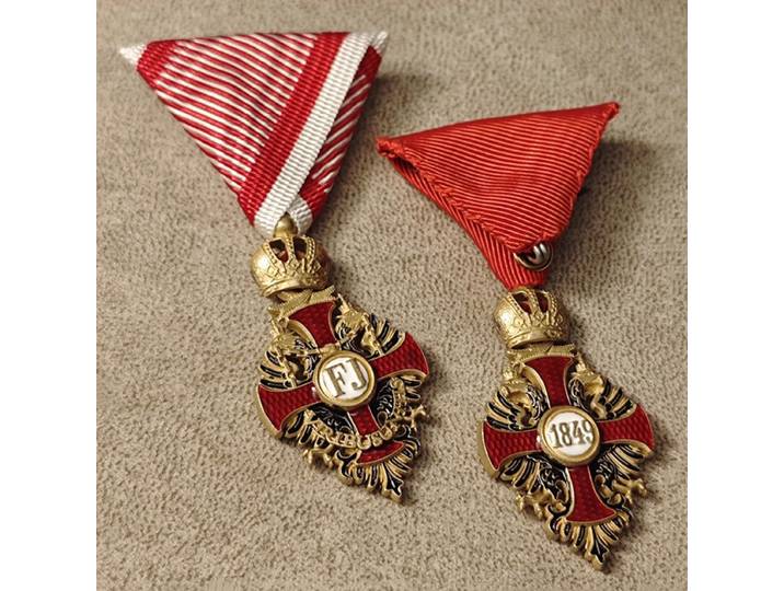 Empire autrichien de niveau de chevalier Franz Joseph médaille insigne en cuivre répliques à collectionner
