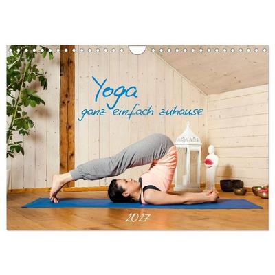 Yoga - ganz einfach zuhause (Wandkalender 2027 DIN A4 quer), CALVENDO Monatskalender