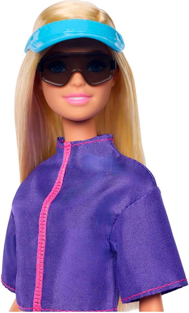 Anziehpuppe BARBIE "Barbie Outdoor Adventure Malibu", bunt, Puppen, Kinder, Anziehpuppe, inklusive Accessoires