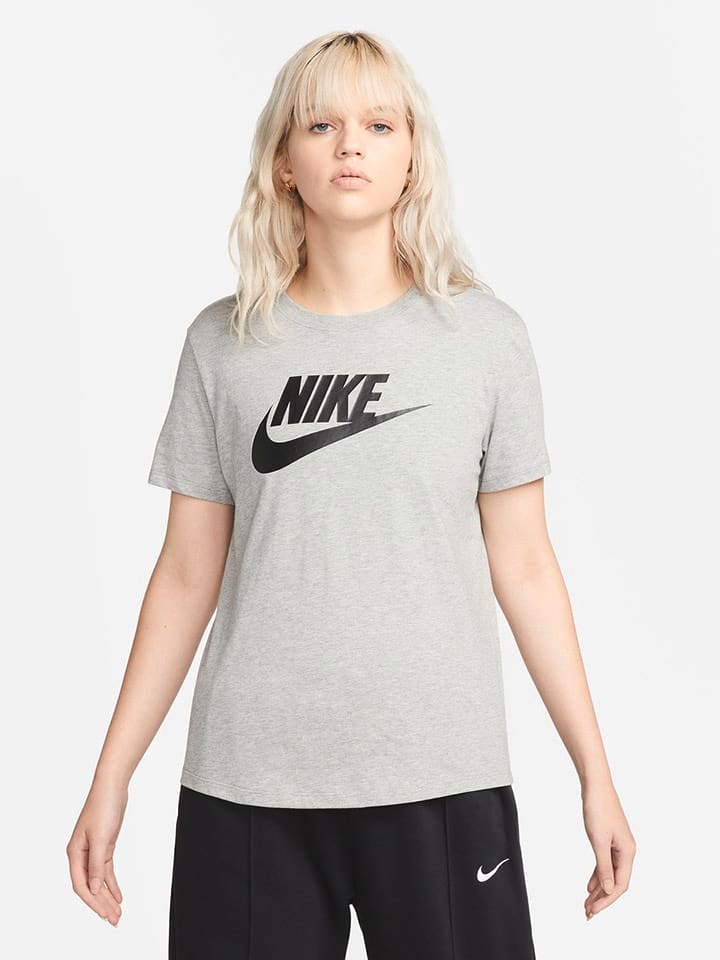 Nike Sportswear Shirt in Hellgrau - M