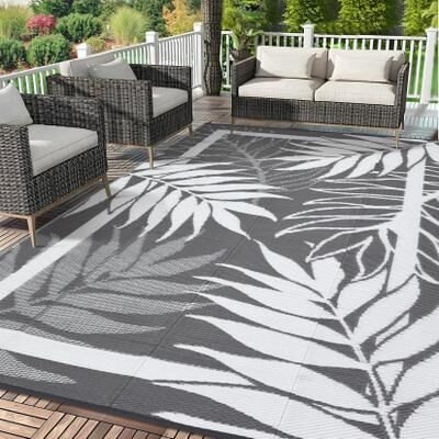 Garvee Modern Botanical Leaf Bordered Outdoor Rug