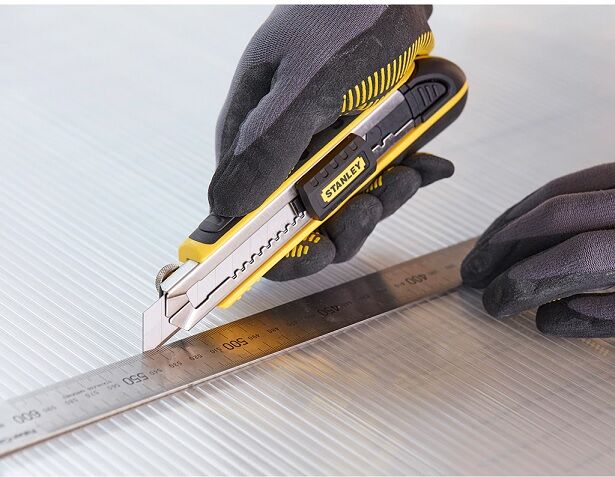 Cutter à cartouche FATMAX® 25 mm STANLEY FATMAX 0-10-486