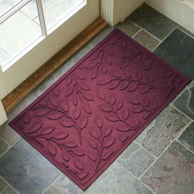 Bungalow Dba Matterly Brittney Leaf Doormat 35 x 23, 35 x 23, Burgundy