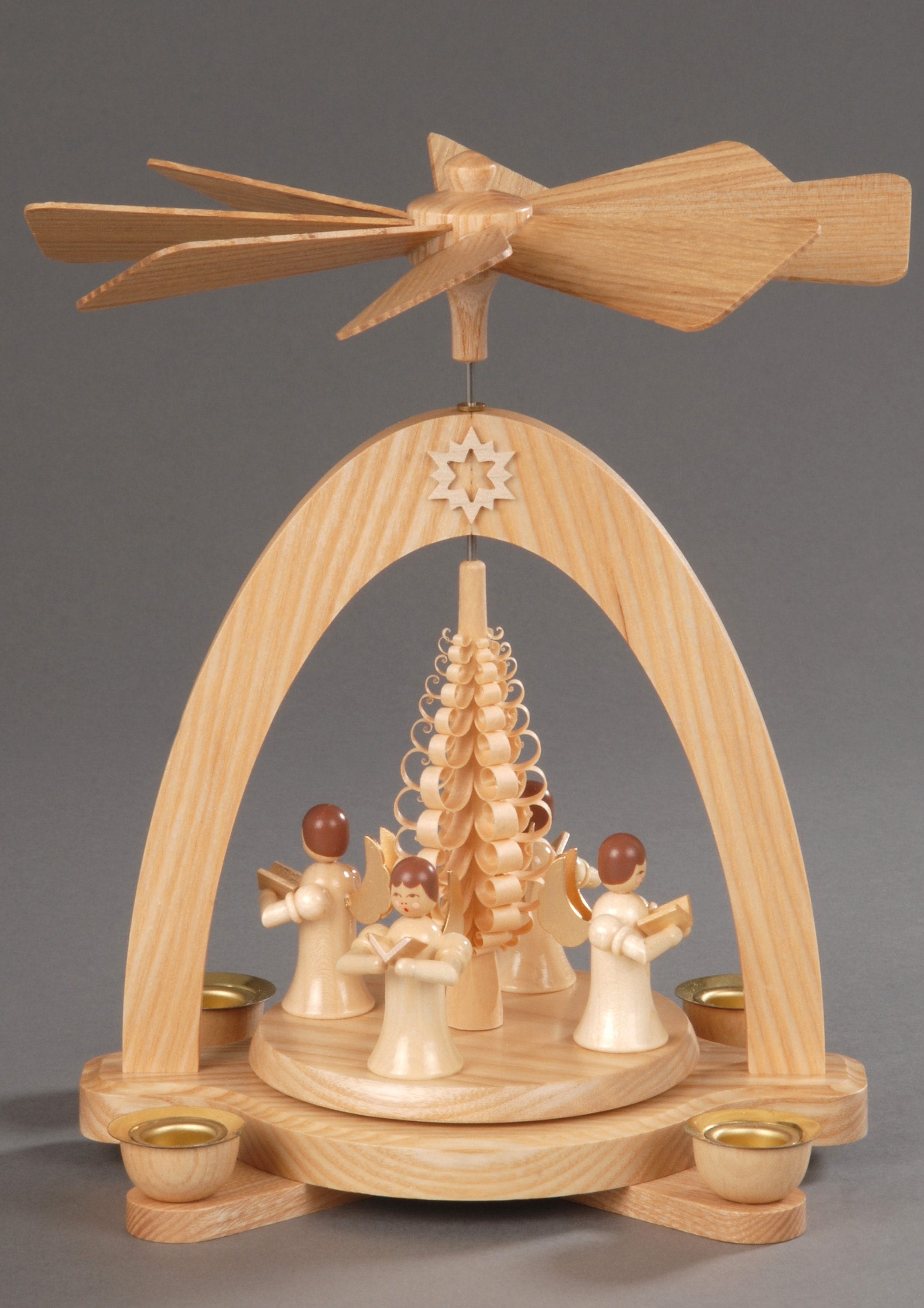 Weihnachtspyramide ALBIN PREISSLER "4 Engel mit Spanbaum, Handwerkskunst aus dem Erzgebirge", beige (natur), B:13cm H:20cm T:17cm, Holz teilmassiv, Weihnachtspyramiden, Weihnachtspyramide, Weihnachtsdeko aus Holz natur 20cm