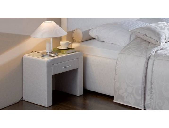 Polsternachttisch Viterbo H 42cm H:42cm/B:50cm/T:40cm Sand klassischer Stil, mit Schubkasten