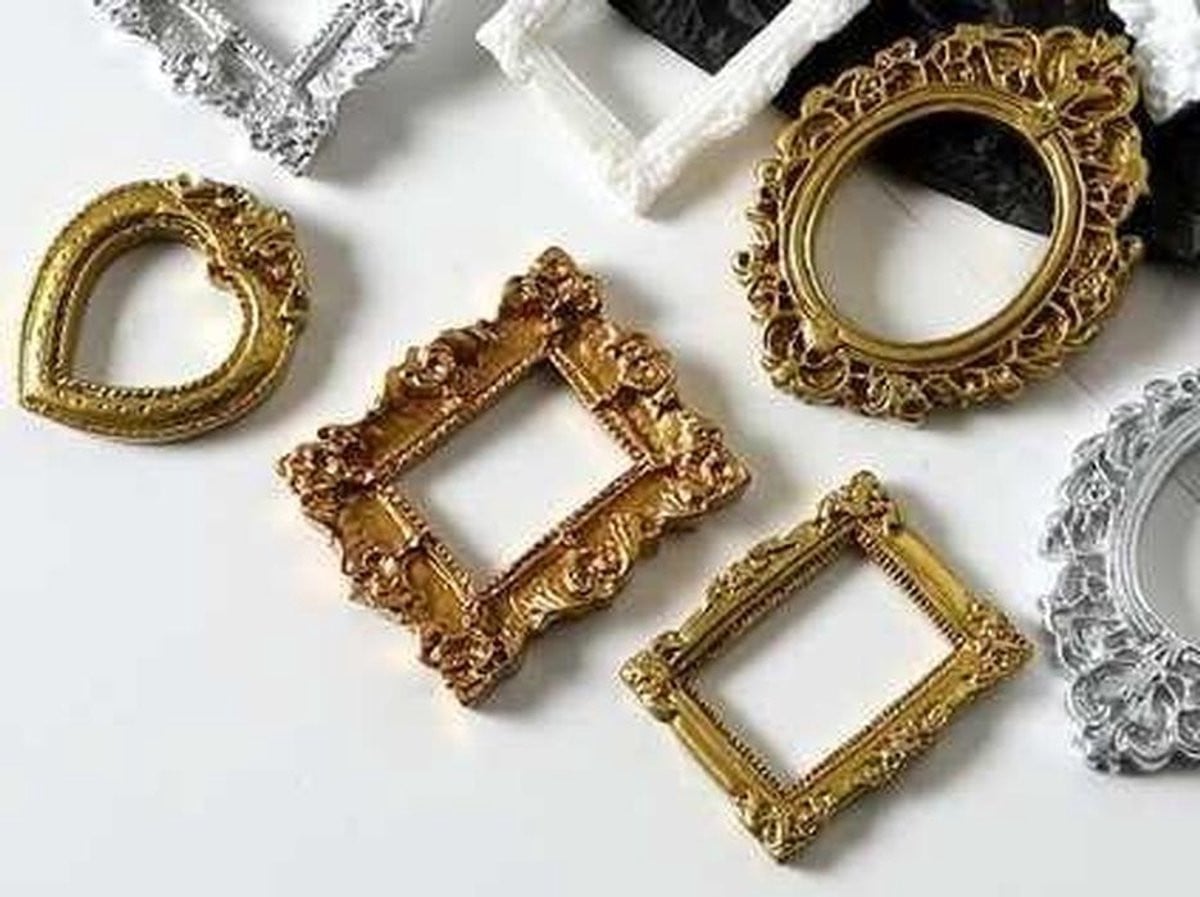 Set van 24 Mini Fotolijsten in verschillende stijlen, Goud