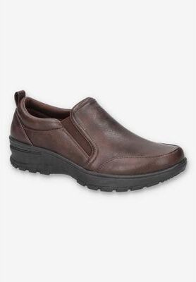 Women's Garland Flat by Easy Street in Brown (Size 8 M)