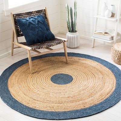 SAFAVIEH Handmade Braided Hvonn Jute Rug