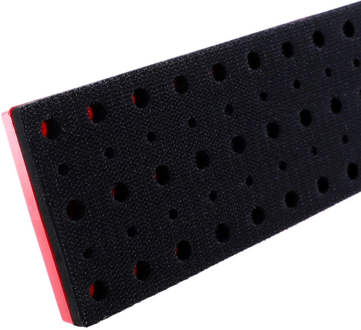 INF Quadratischer ABS-Handschleifklotz mit Staubabsaugung und sicherer Klettbefestigung