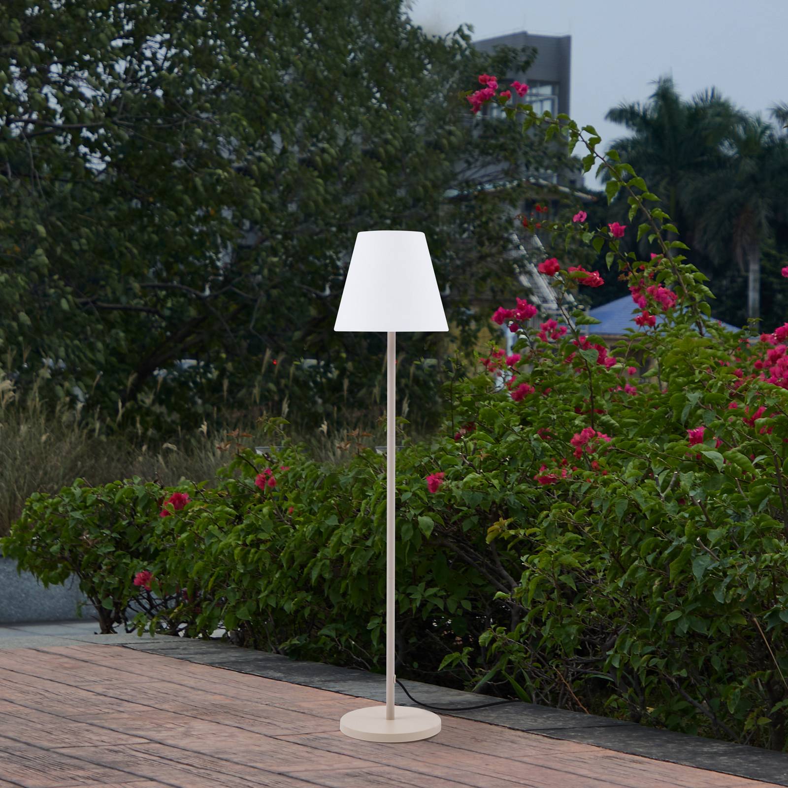 Lucande Terrassenleuchte Jaimy, beige, Metall, 150 cm, E27 Jaimy, creme / amber, Kunststoff, Modern