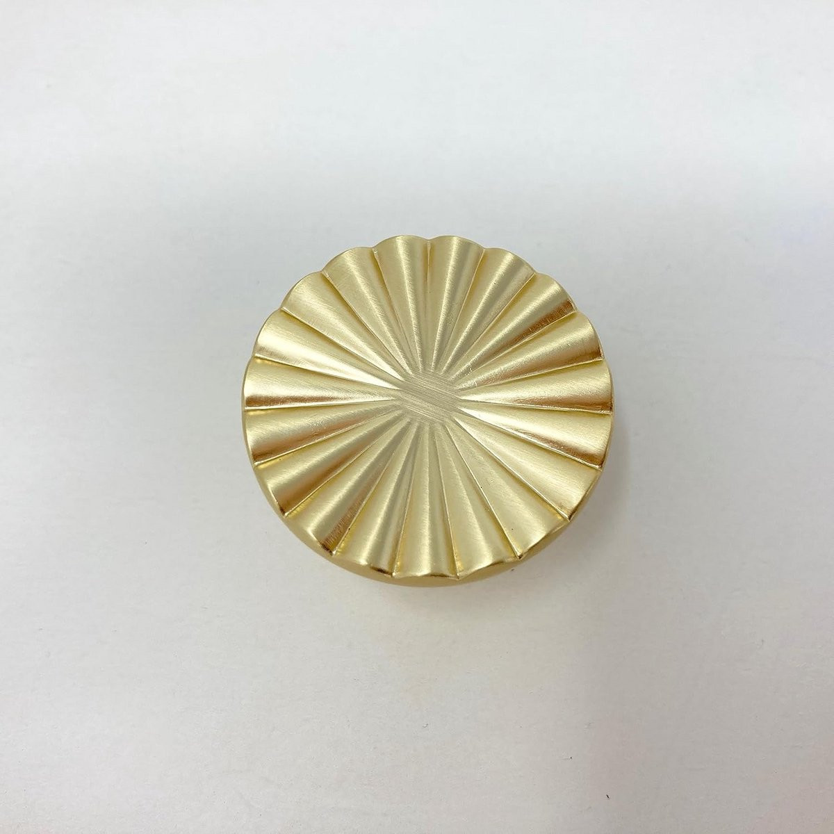 Brushed Gold Art Deco Knop en Cup Handle met Verstelbare Montageschroef