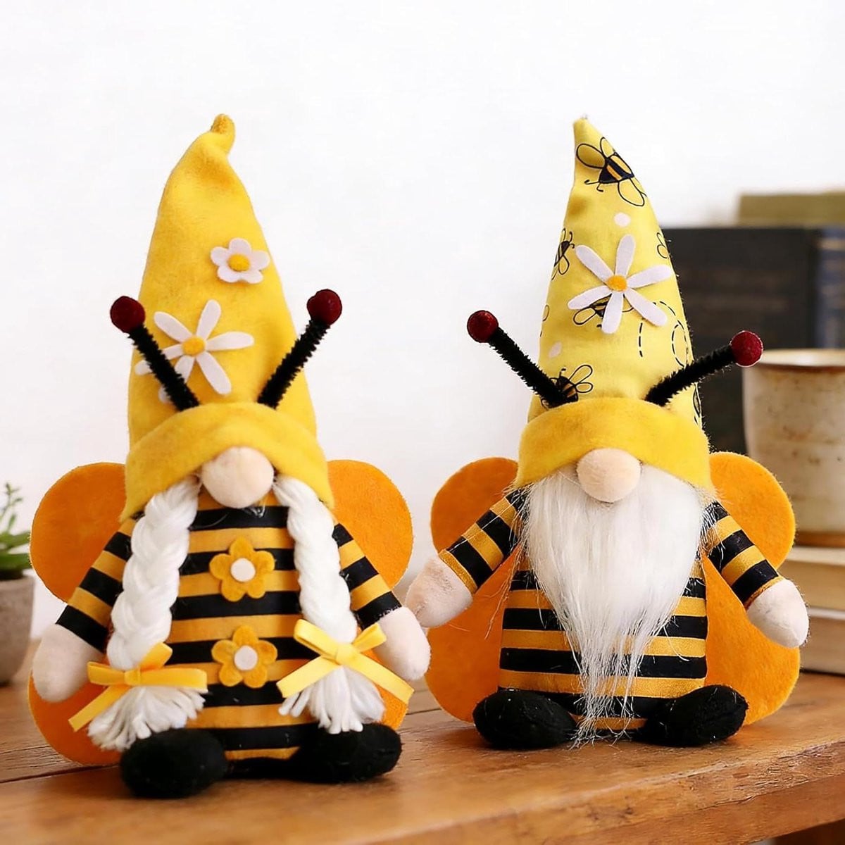 Bijen Kabouter Decoratie Lente Elfjes Geel - Hoogte: 22 cm