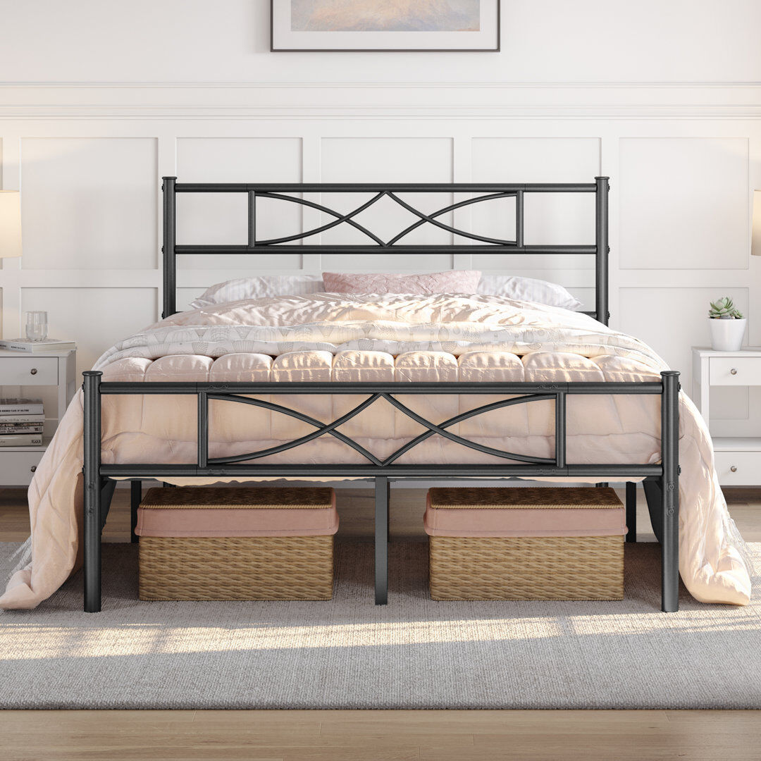 Yaheetech Simple Metal Bed Frame with Curved Design Headboard and Footboard Black Kingsize (5')