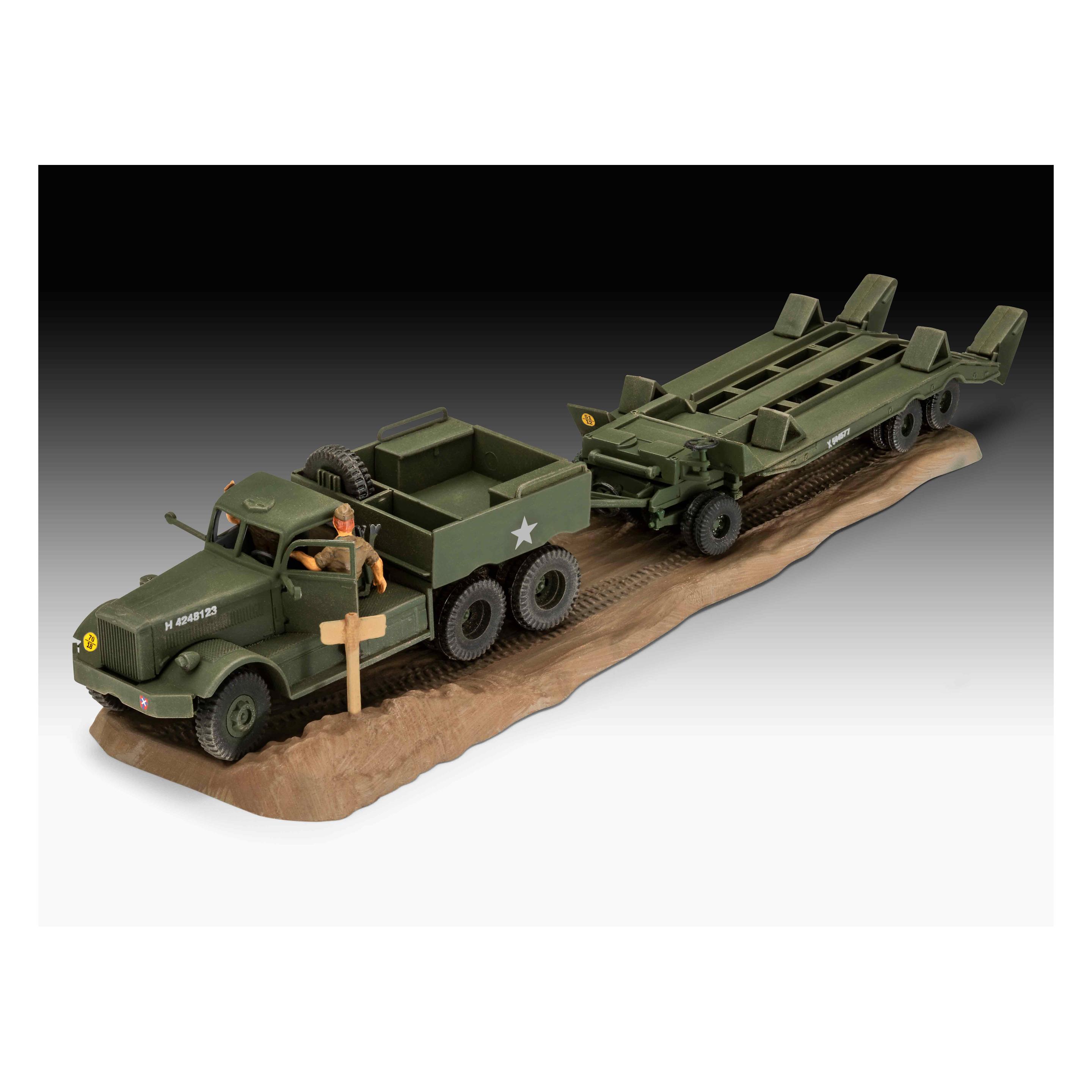 Revell Model Set M19 Tank Transporter (63364)