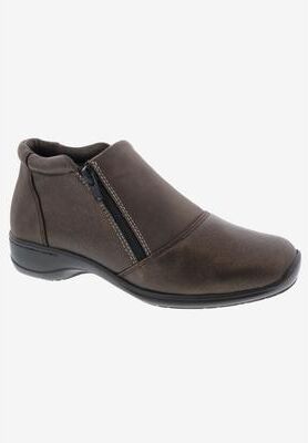 Women's Superb Comfort Bootie by Ros Hommerson in Brown Leather (Size 7 1/2 M)