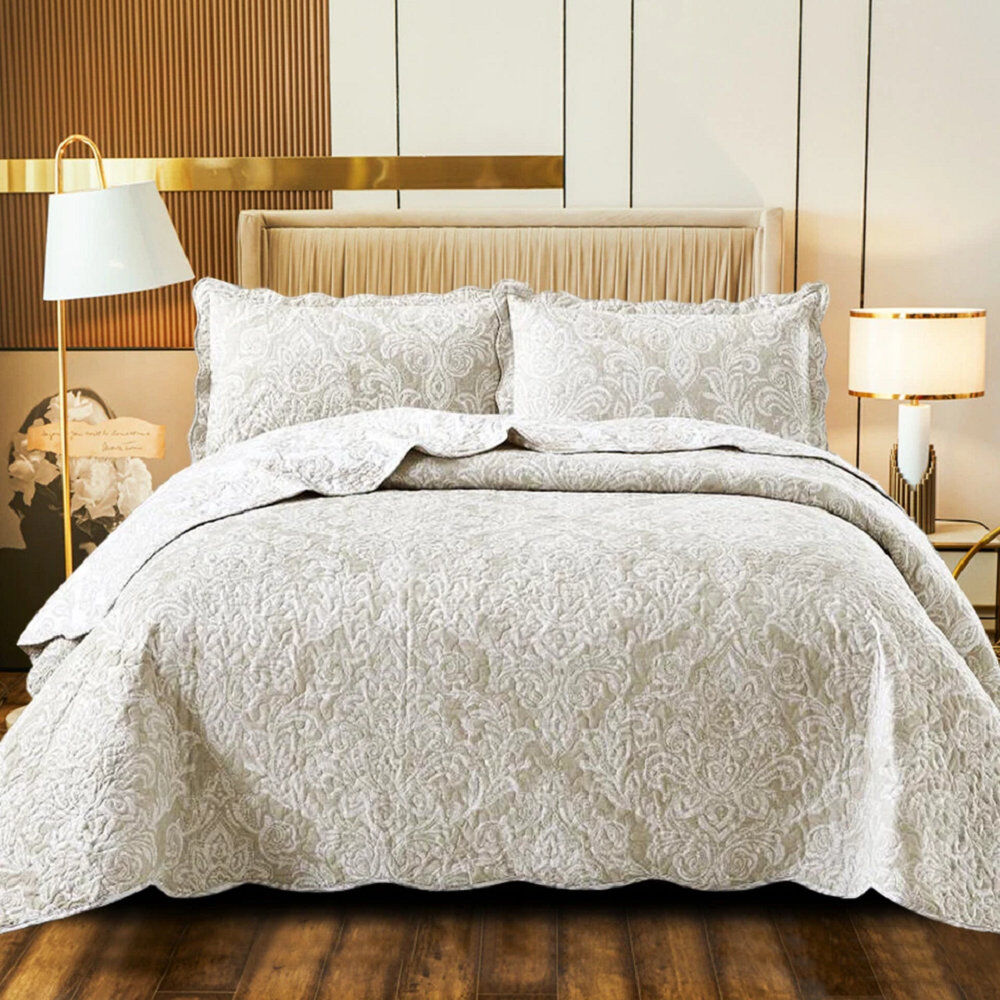 Household Furnishing Polyester Patchwork Bedspread with Pillow Shams Included Beige Double Bedspread + 2 Standard Shams