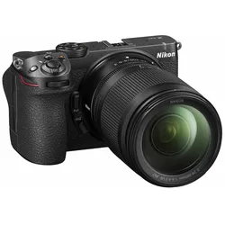 NIKON Z5 II C Kit mit 24-200mm 1:4-6.3 VR schwarz (Neuheit)