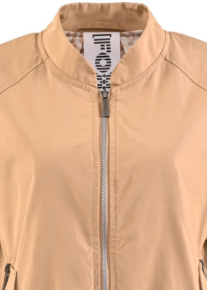 Blouson FUCHS SCHMITT "Jacke", Damen, Gr. 38, beige, Web, Obermaterial: 100% Polyester, clean, unifarben, elastischer Bund, Jacken Blouson, mit Stehkragen beige 38