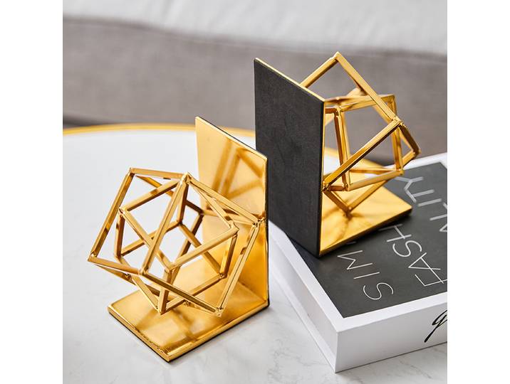 Support de livre carré creux géométrique créatif de luxe, support de table, étagère, pince à livre, modèle d'étude, ornements de chambre, décoration de bureau
