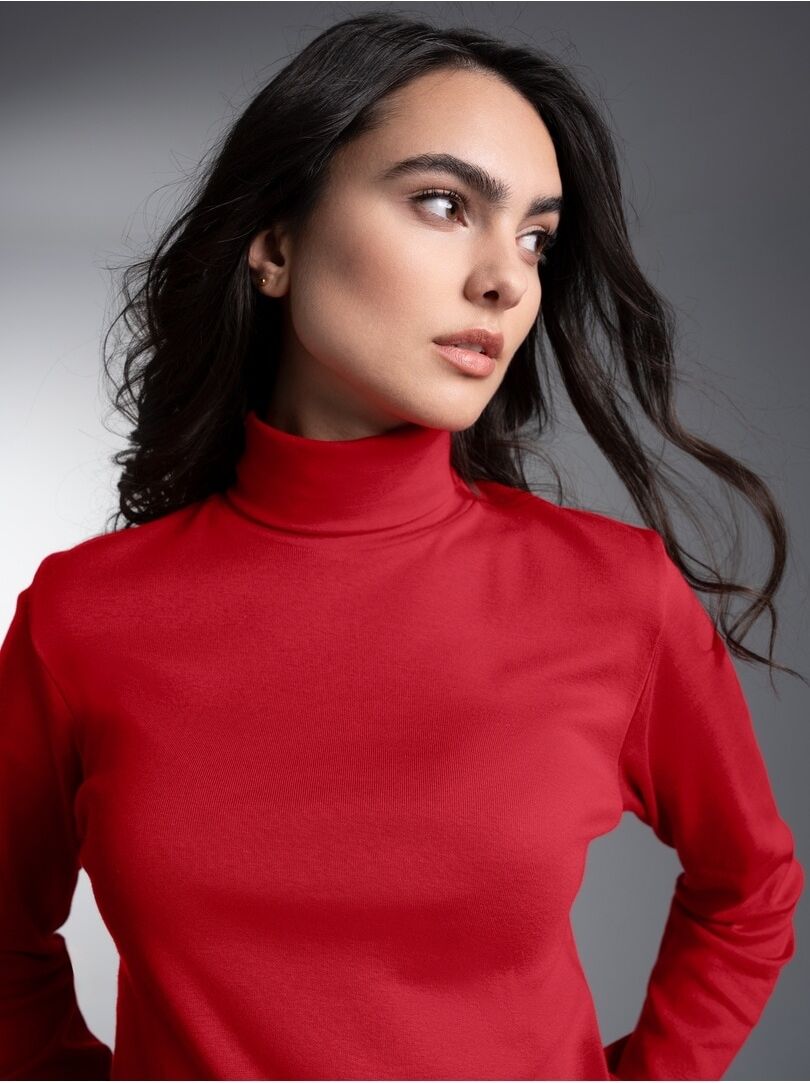 Rollkragenshirt TRIGEMA "TRIGEMA Langarm Ski- und Sport-Rollkragenpullover", Damen, Gr. M, braun (kirsch), Feinripp, 100% Baumwolle (Bio-Baumwolle kbA), Basic, normal, ohne Ausschnitt, Shirts Rollkragenshirt kirsch M