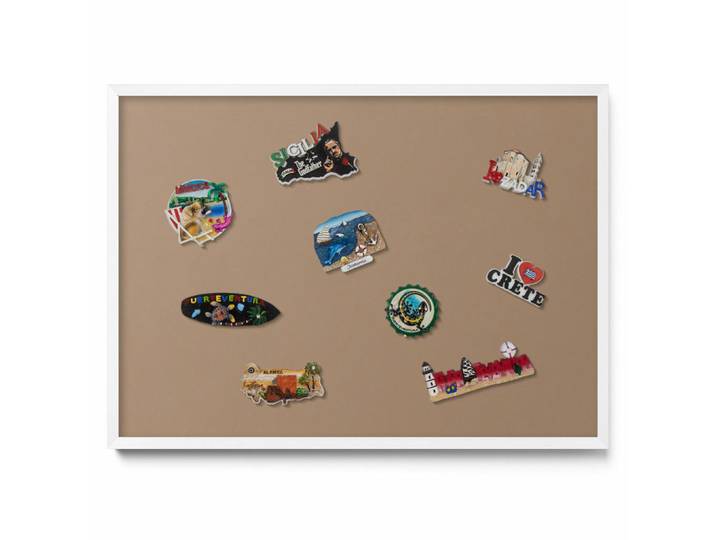 Tulup Magnettafel 70x50 cm weißer Rahmen – Hellbraune Farbe, Walnussfarben, Metall, Rechteckig, 70x50x0.4 cm, Bilder & Rahmen, Pinnwände & Magnettafeln