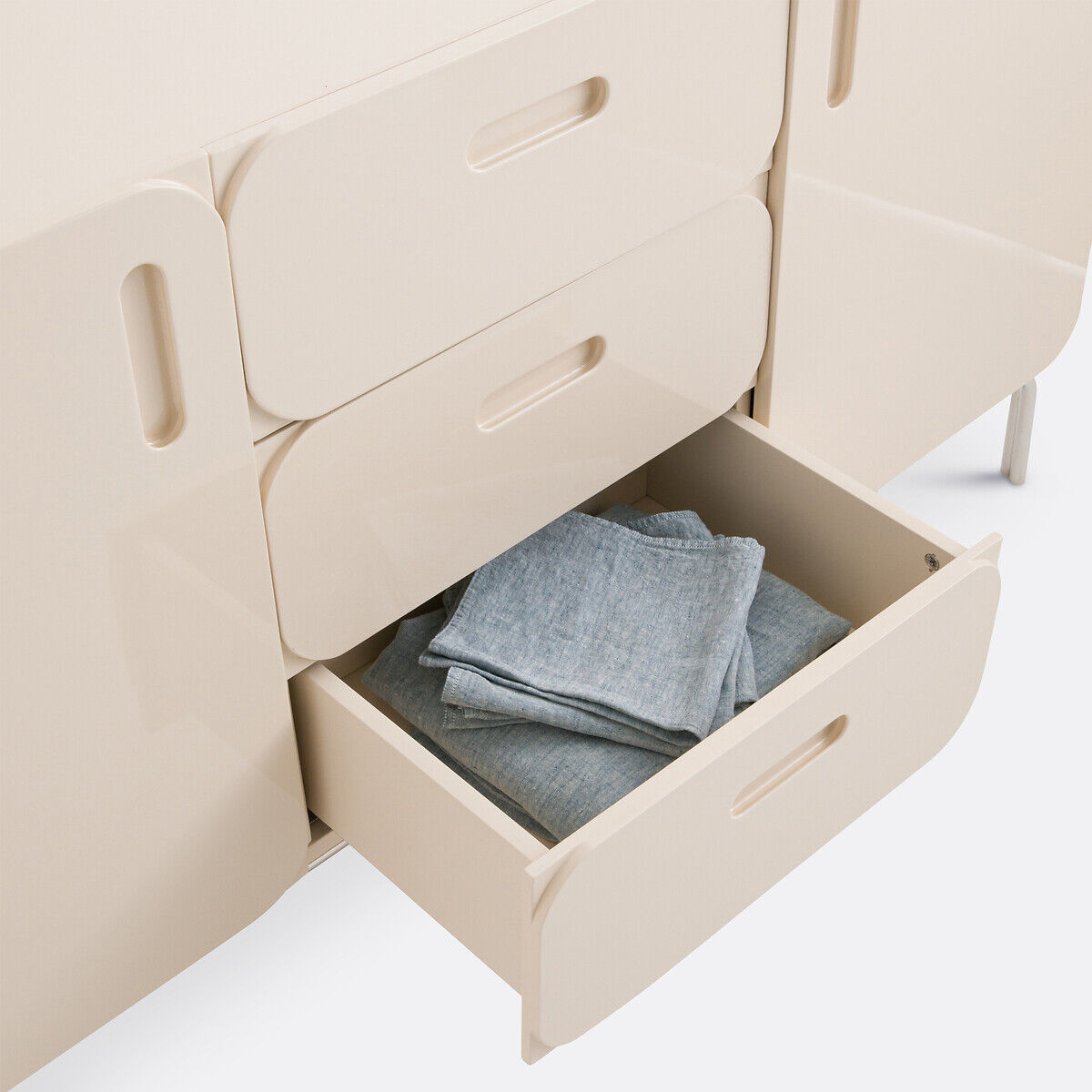 LA REDOUTE INTERIEURS Buffet 2 portes 3 tiroirs Navel