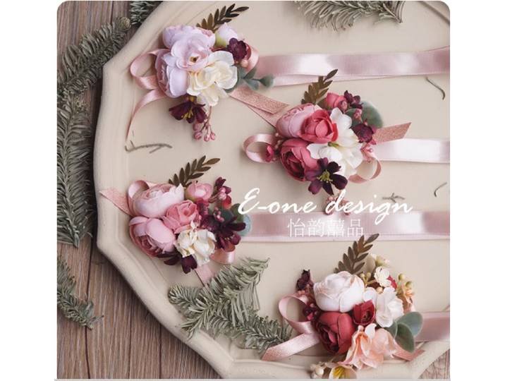 Forêt européen mariage mariée marié demoiselle d'honneur garçon d'honneur parents mariage corsage poignet fleur cerimonie d'ouverture
