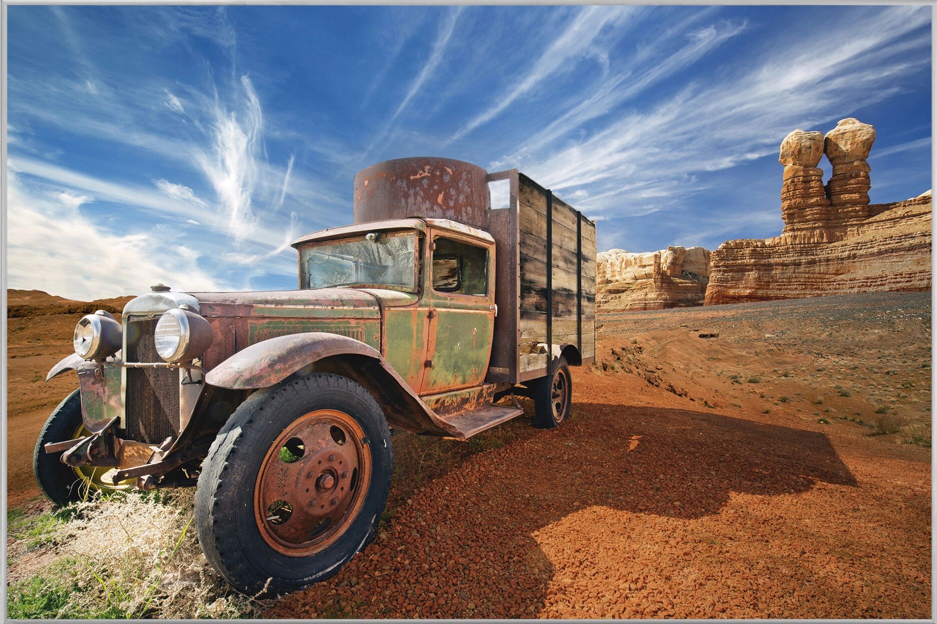 image LAND Oldtimer in Der Wüste