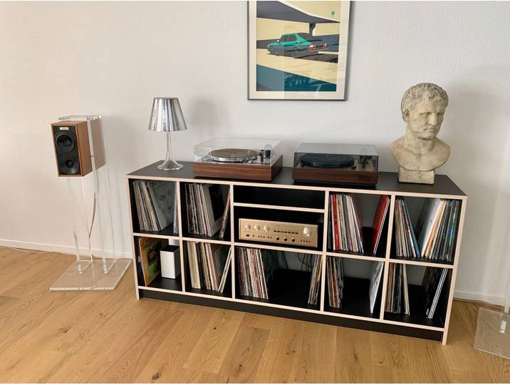 Schwarzes Schallplattenregal - Regal für Schallplatten mit vielen Optionen Premium Dekore Schwarz Multiplex Kante